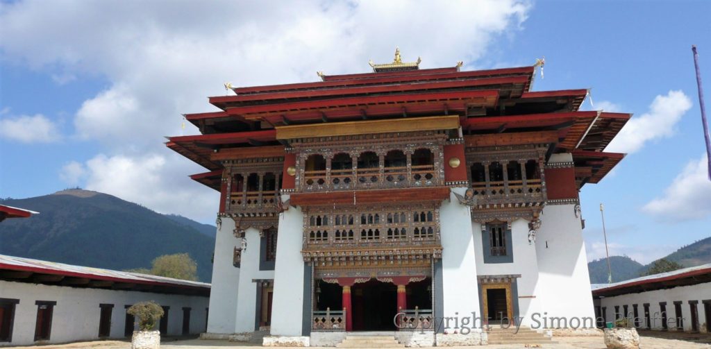 Gangtey Gonpa. www.explorations-travel.com Gangtey Gonpa