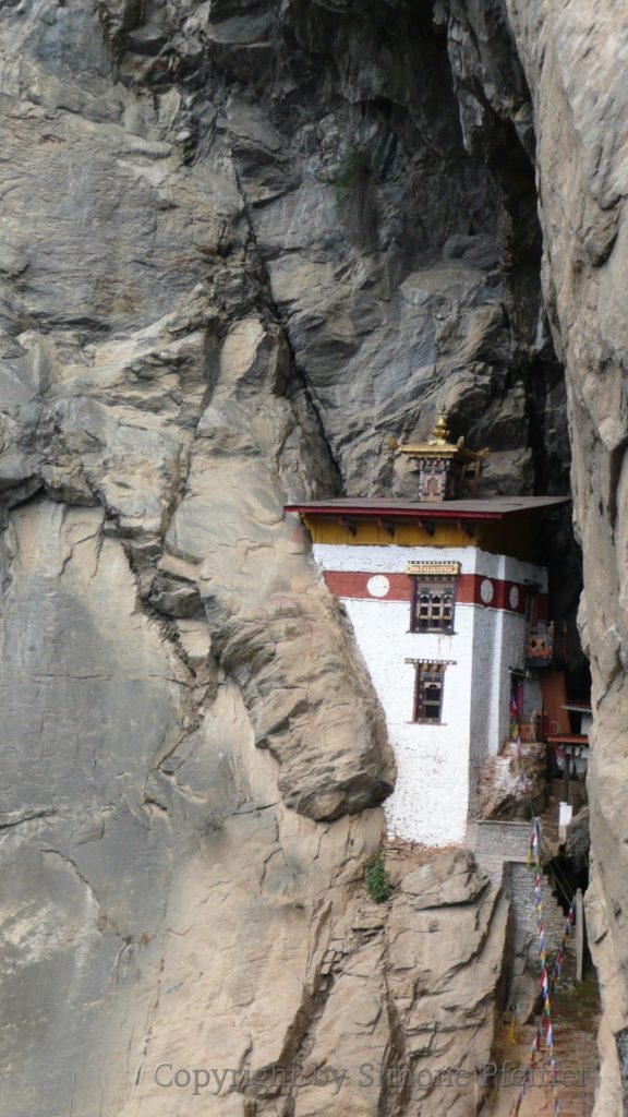Bhutan - Taktshang Pelphug. www.explorations-travel.com Taktshang, Tigernest
