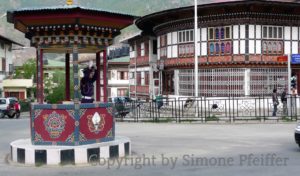 Thimphu, eine Hauptstadt ohne Verkehrsampeln.